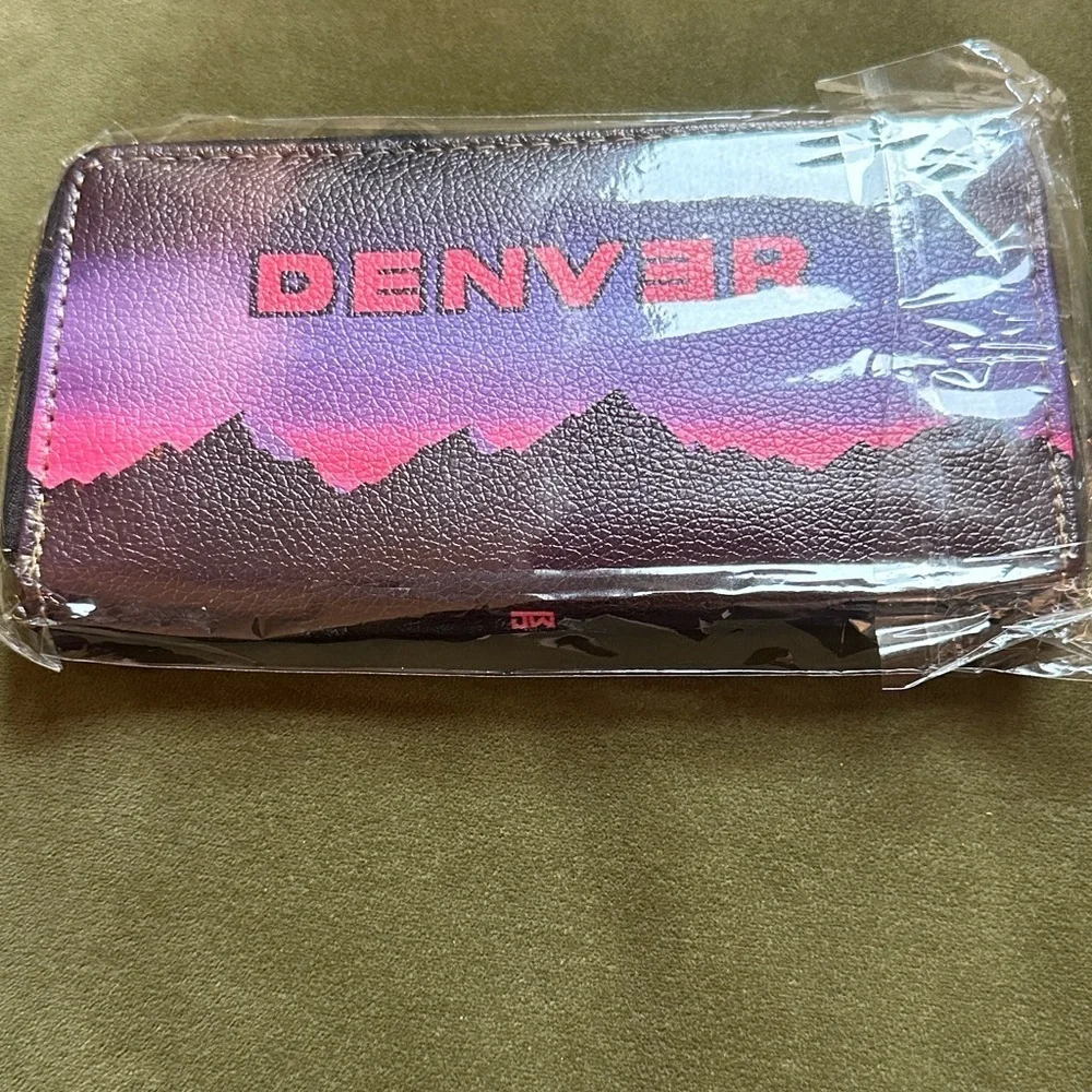 NEW Denver Original Art Printed Zip Around Long Wallet